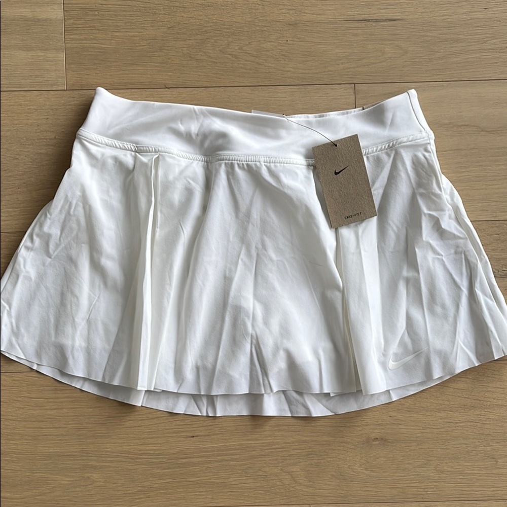 Nike Women's White Tennis Skirt